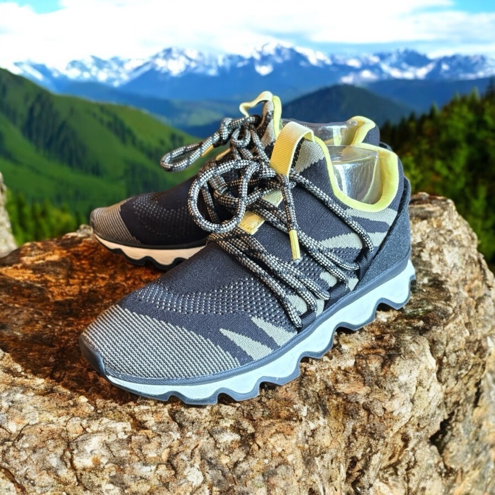 Sorel Kinetic Black Dame Hvite Sporting Sneakers Gray/Black/ Yellow.